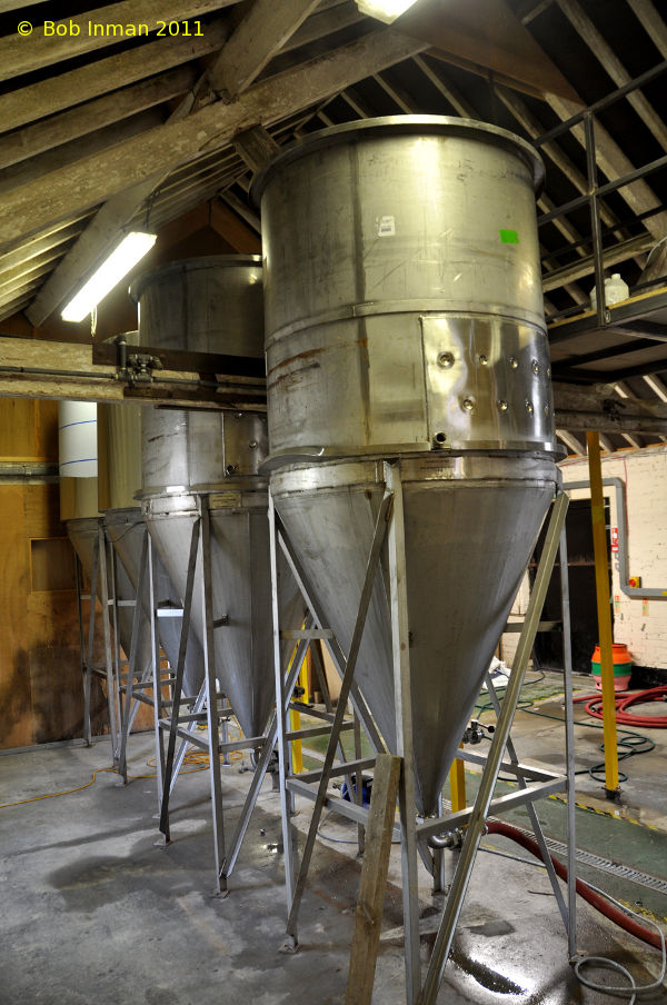 A picture of the brewing plant of Kent Brewery