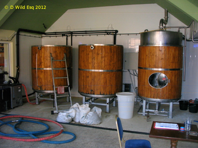 A picture of the brewing plant of The Aylesbury Brewhouse