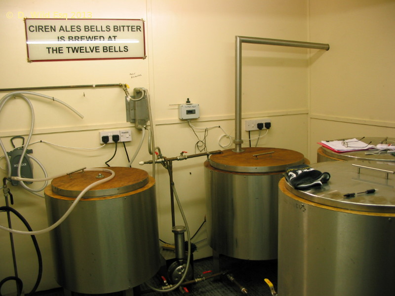 A picture of the brewing plant of Ciren Ales Brewery