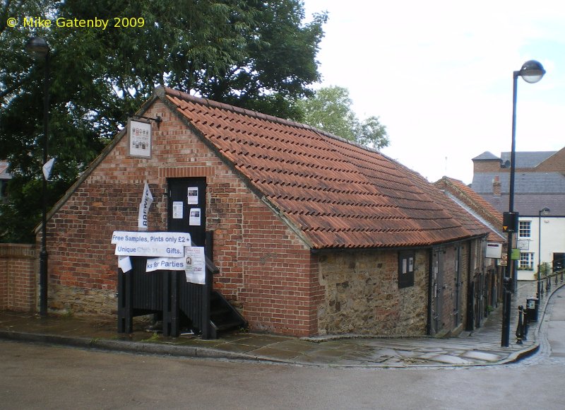A picture of Hill Island Brewery